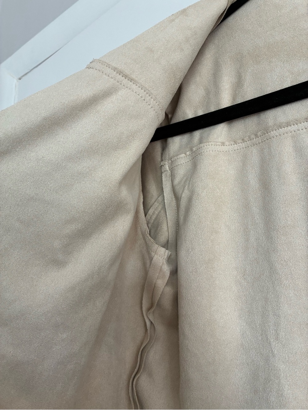 Shyanne Deleon Faux Suede Cropped Fringe Jacket - Picture 6 of 9